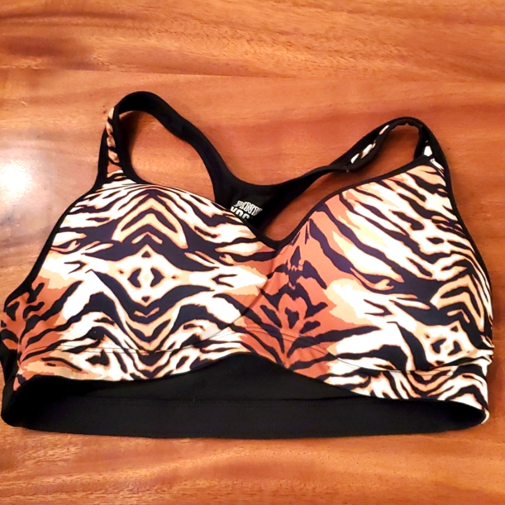 Sports bra